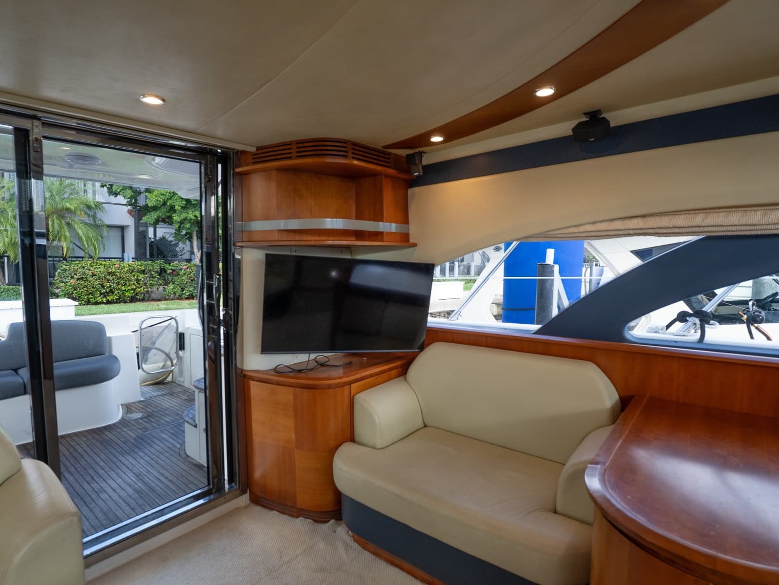 2008 Azimut 50 Flybridge - Photo 3