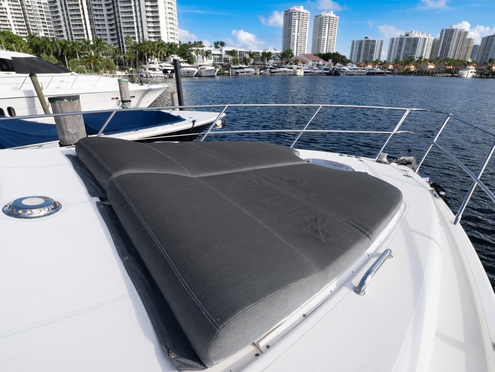 2008 Azimut 50 Flybridge - Photo 23