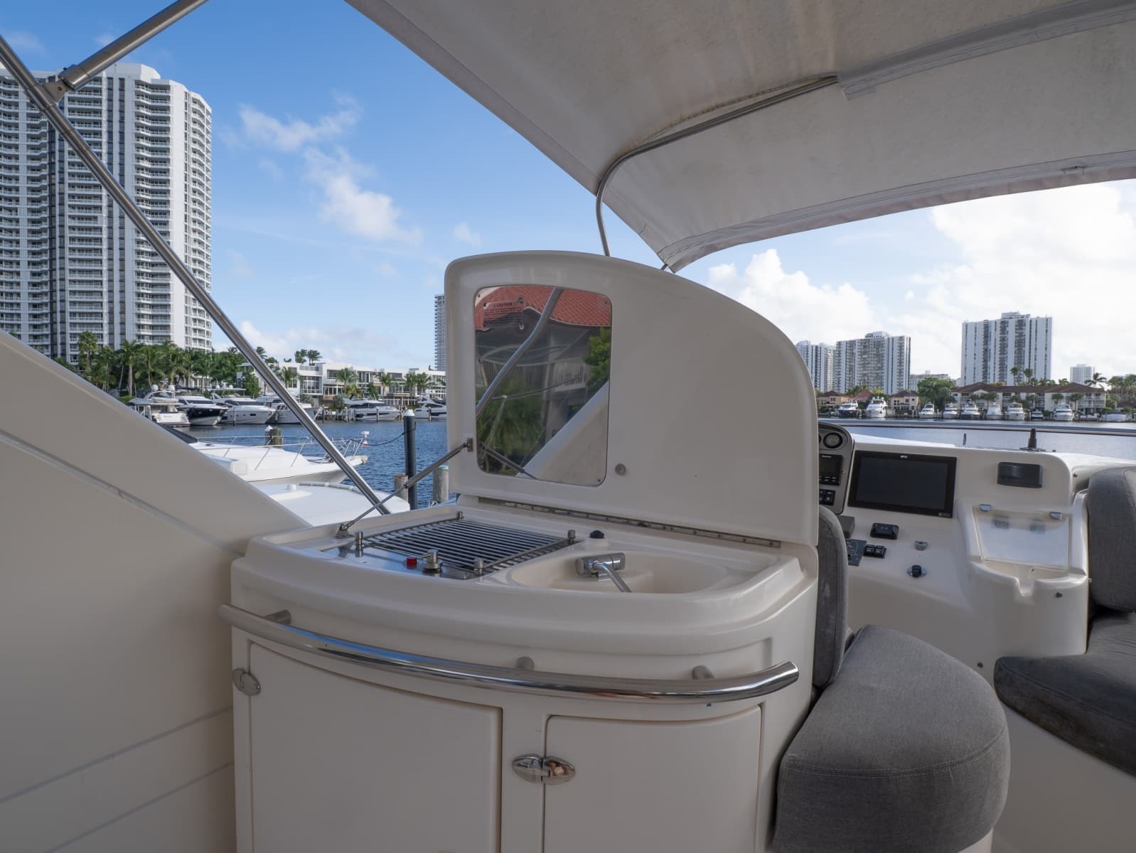 2008 Azimut 50 Flybridge - Photo 22