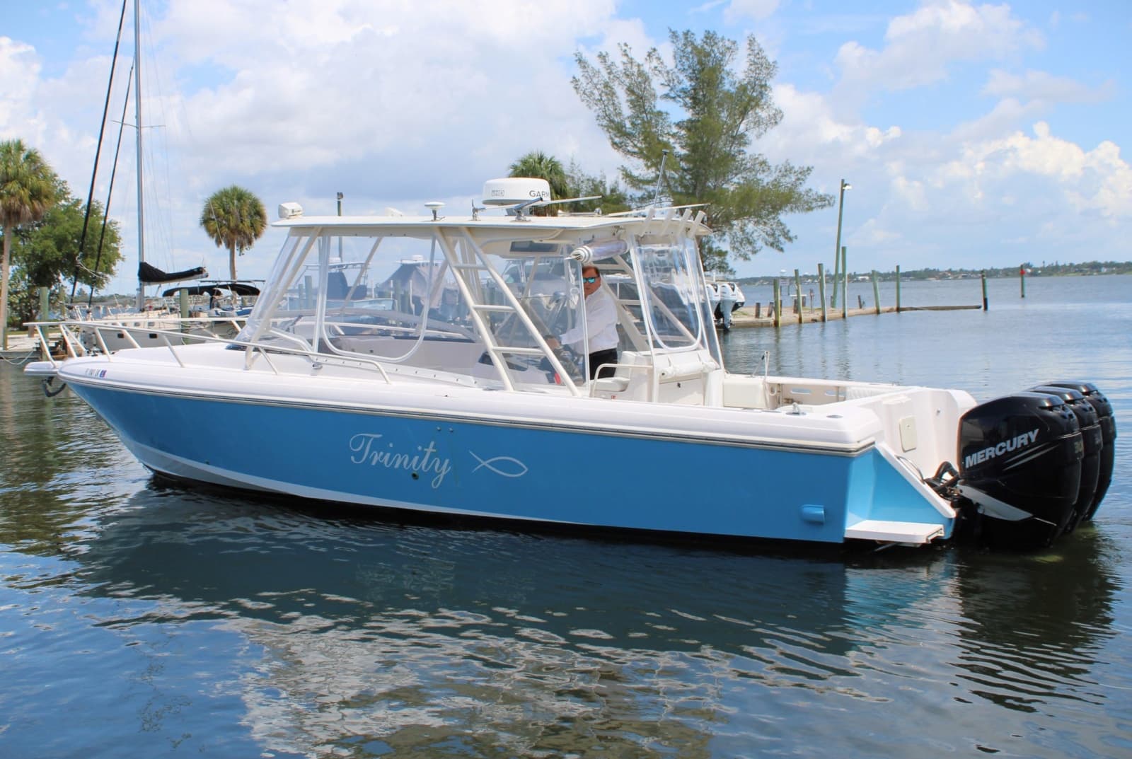 2001 Intrepid 366 - Photo 2