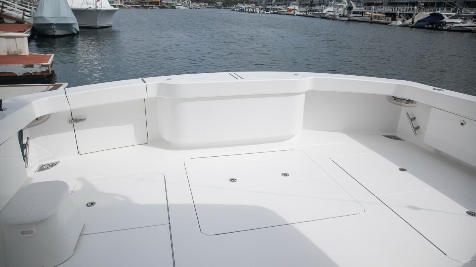 2020 Viking 58 Convertible - Photo 32