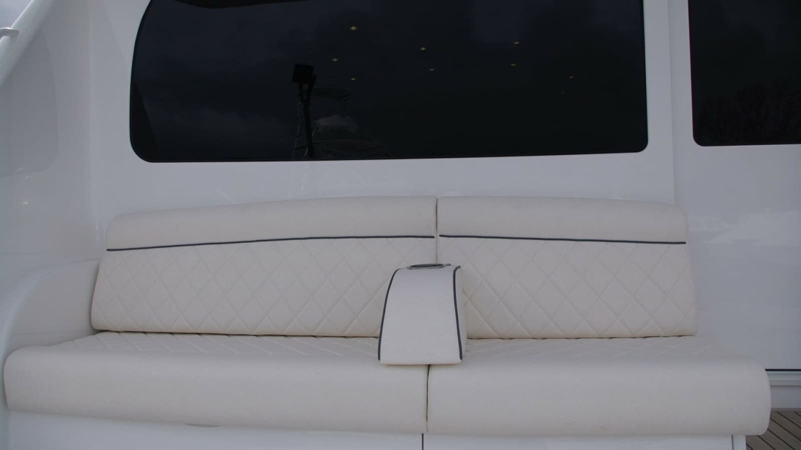 2020 Viking 58 Convertible - Photo 34