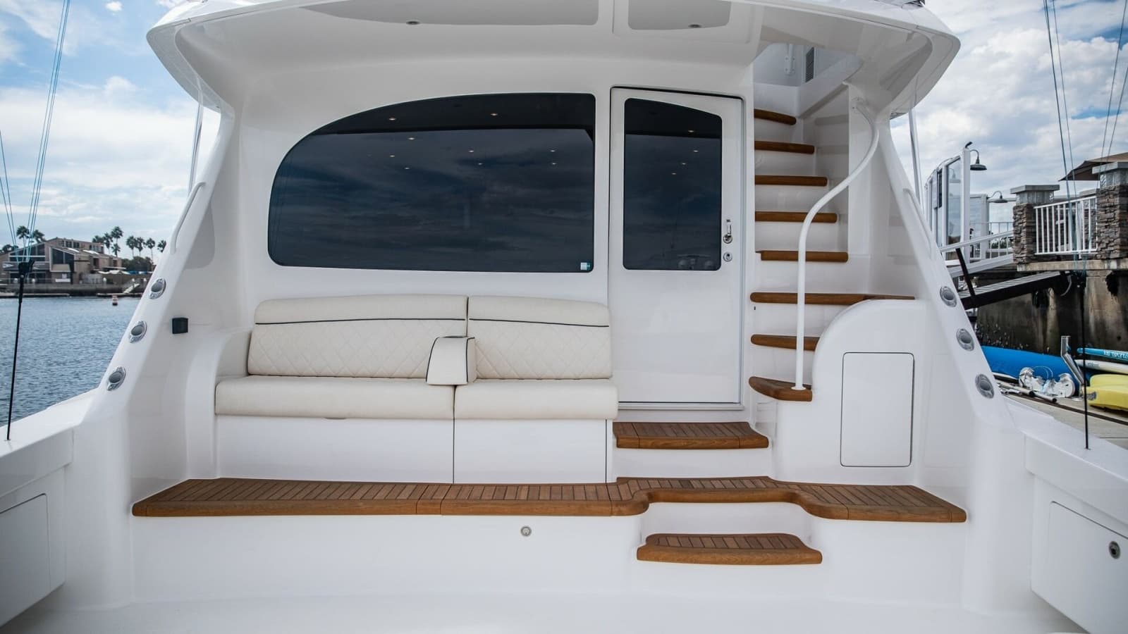 2020 Viking 58 Convertible - Photo 4