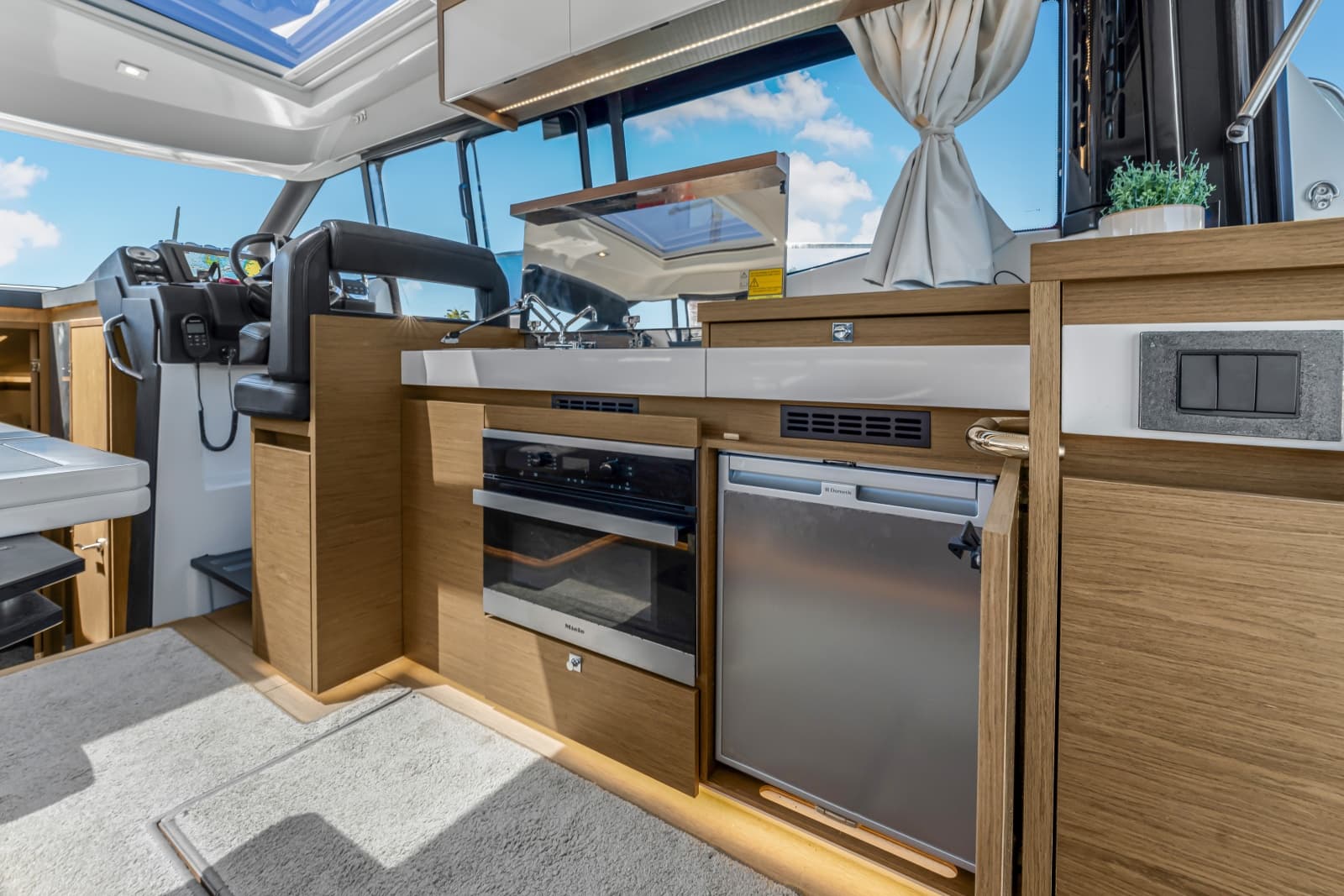 2020 Jeanneau NC 37 - Photo 25