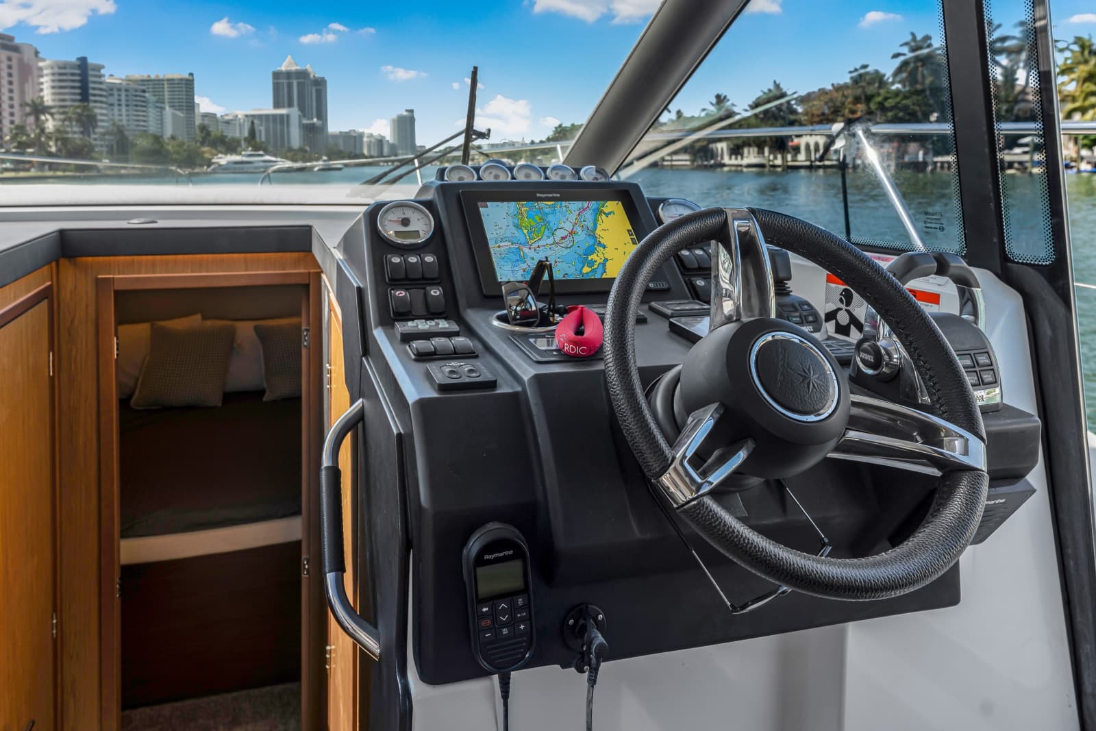 2020 Jeanneau NC 37 - Photo 18