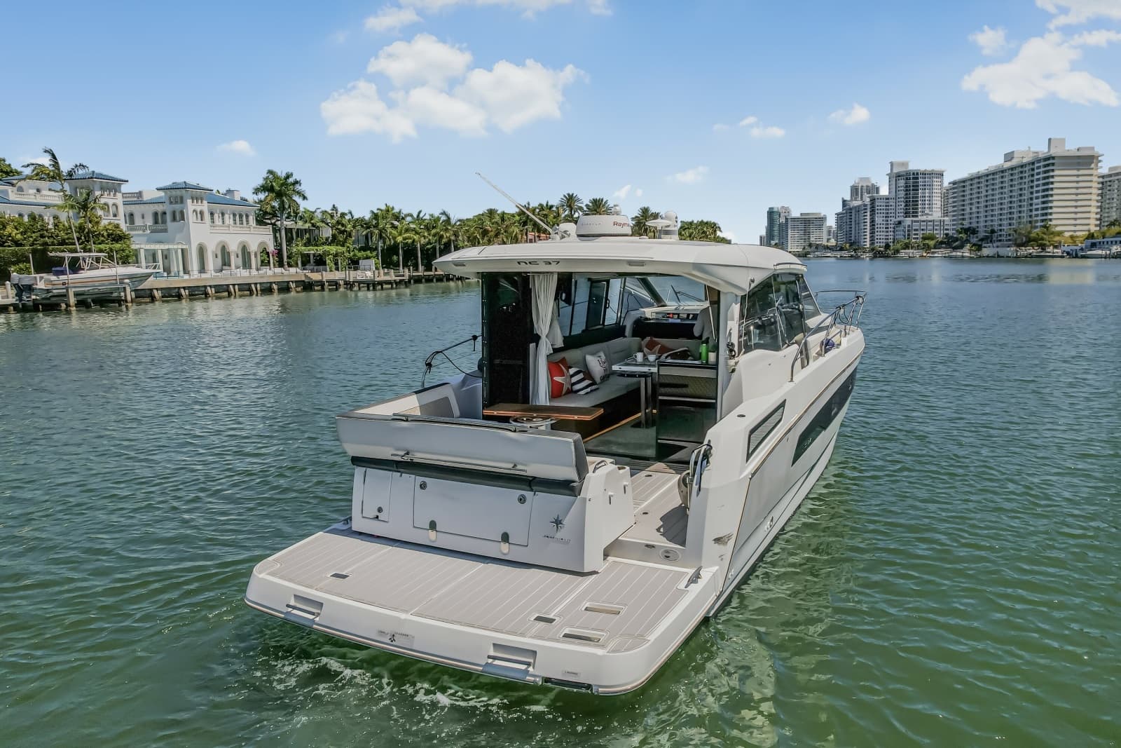 2020 Jeanneau NC 37 - Photo 1