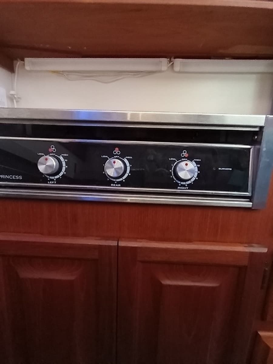 1987 Viking Convertible - Photo 31