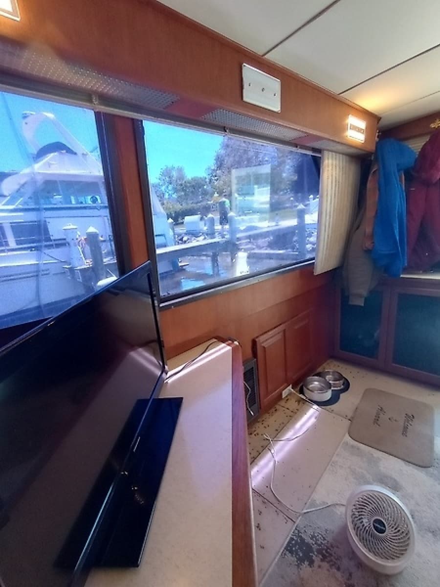 1987 Viking Convertible - Photo 59