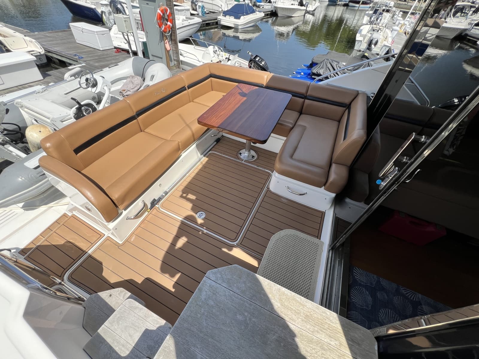 2013 Sea Ray 510 Sundancer - Photo 13