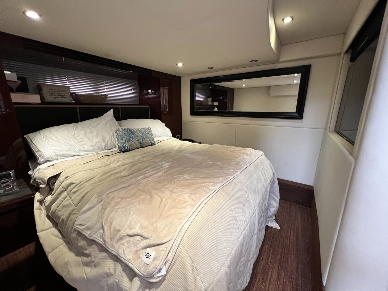 2013 Sea Ray 510 Sundancer - Photo 34