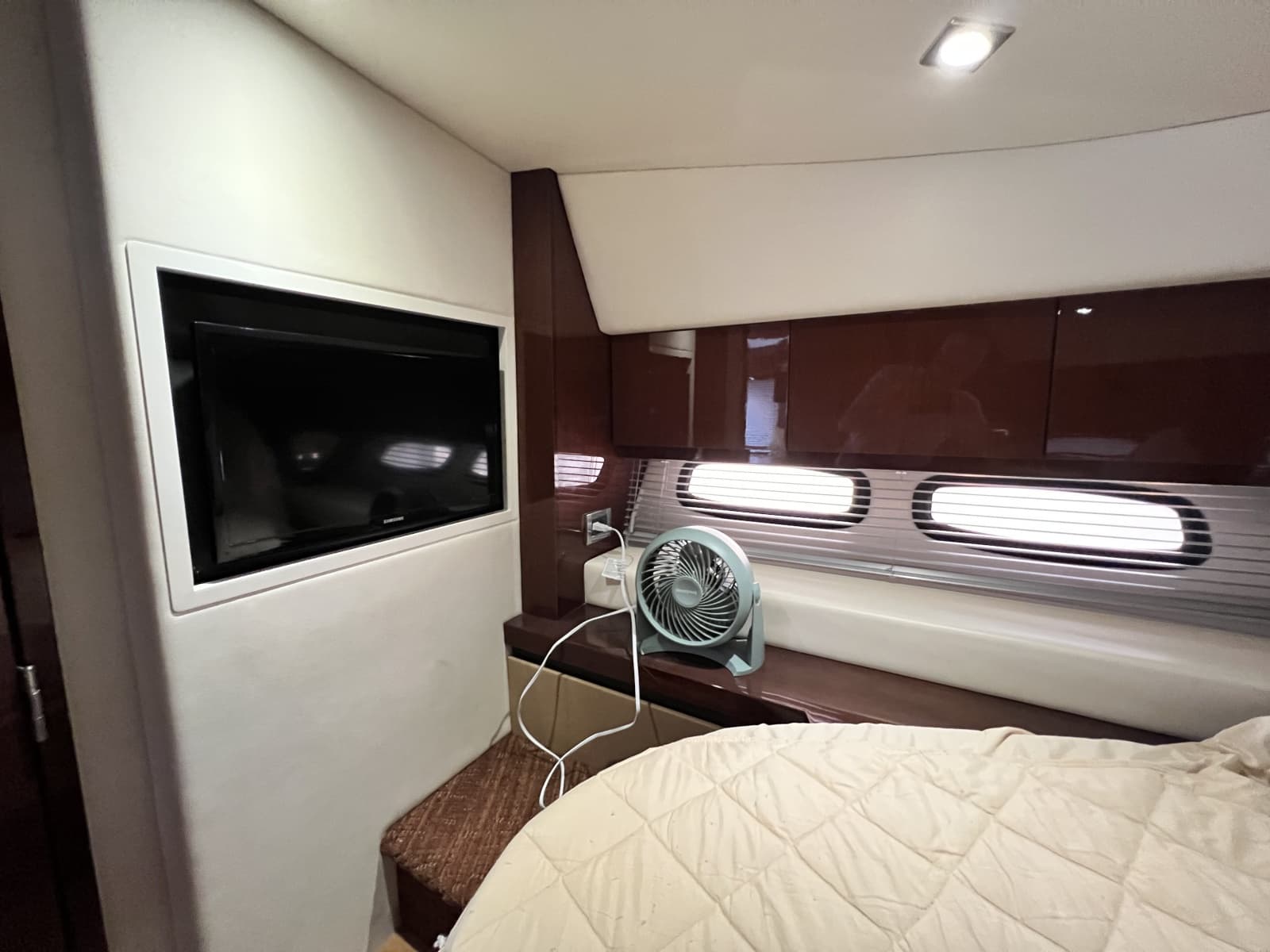 2013 Sea Ray 510 Sundancer - Photo 26