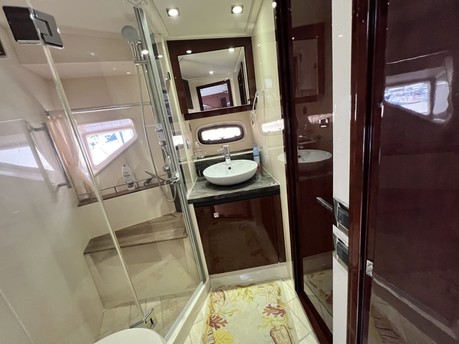 2013 Sea Ray 510 Sundancer - Photo 29