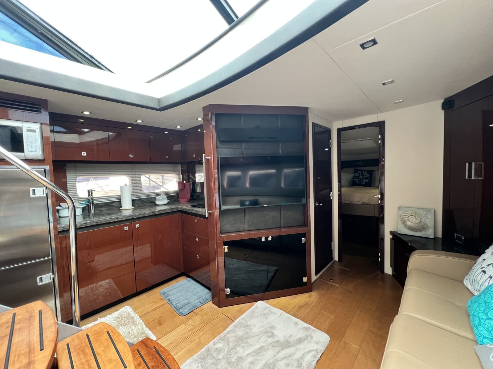 2013 Sea Ray 510 Sundancer - Photo 20