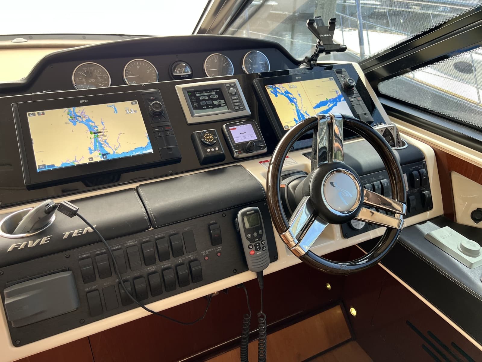 2013 Sea Ray 510 Sundancer - Photo 38