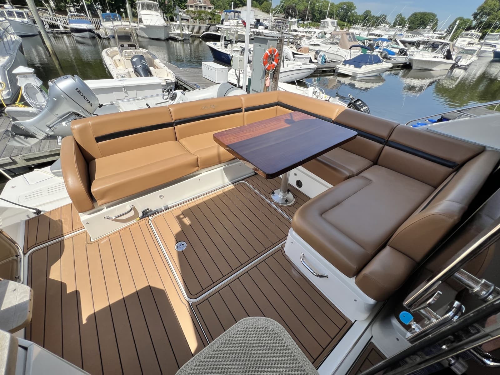 2013 Sea Ray 510 Sundancer - Photo 11