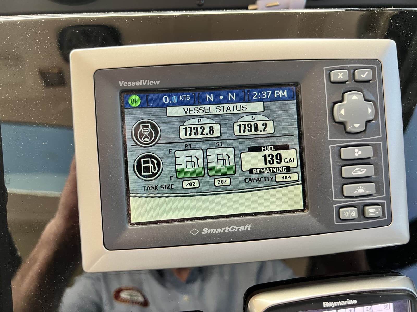 2013 Sea Ray 510 Sundancer - Photo 39