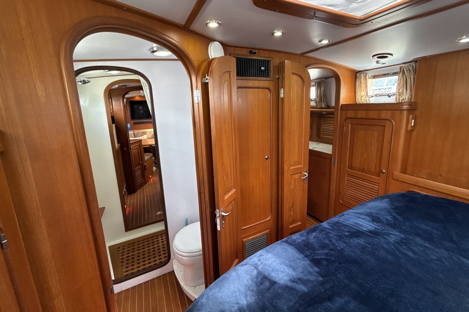 2003 Passport 456 CC - Photo 19