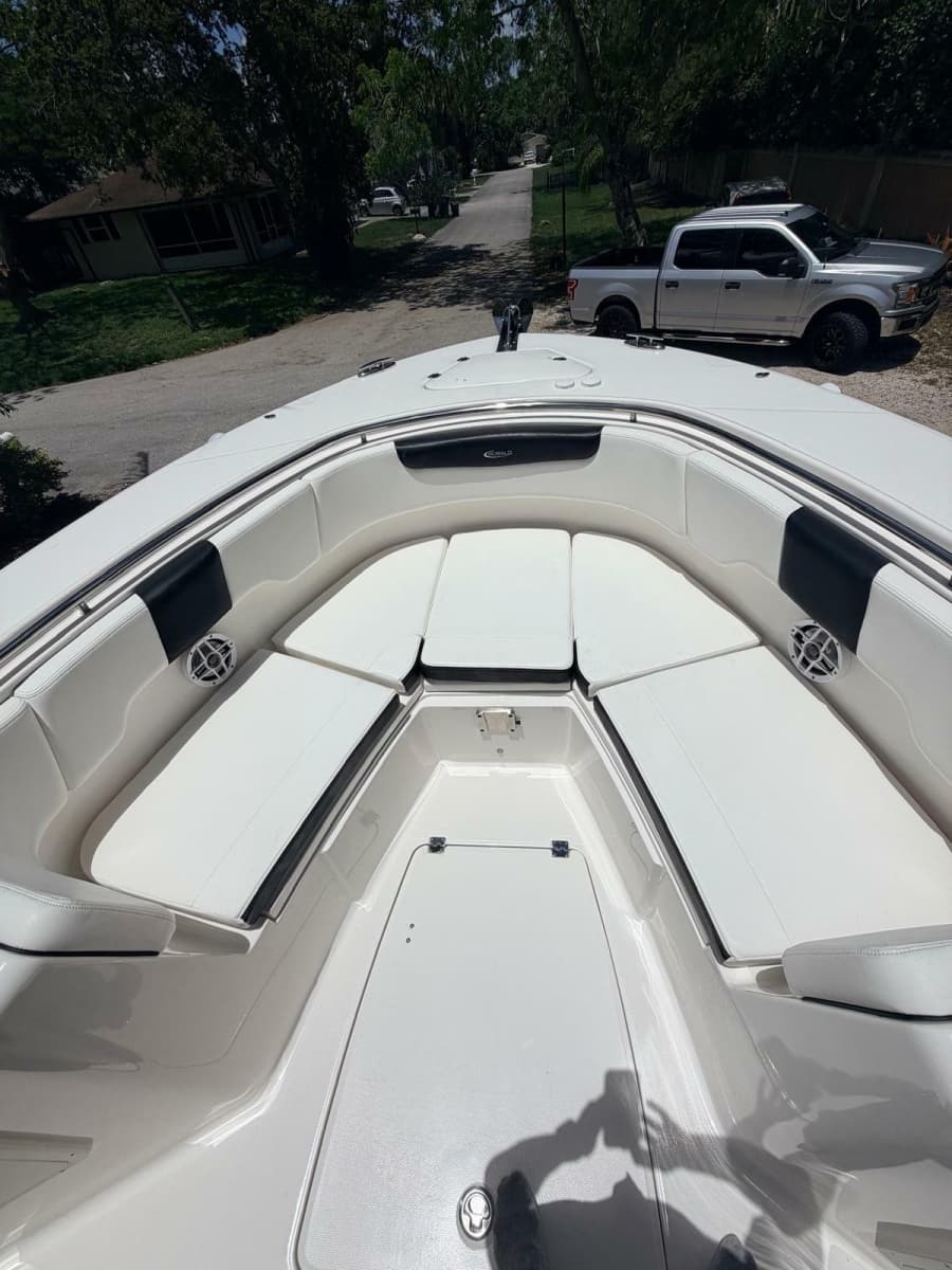 2022 Robalo R302 Center Console - Photo 27