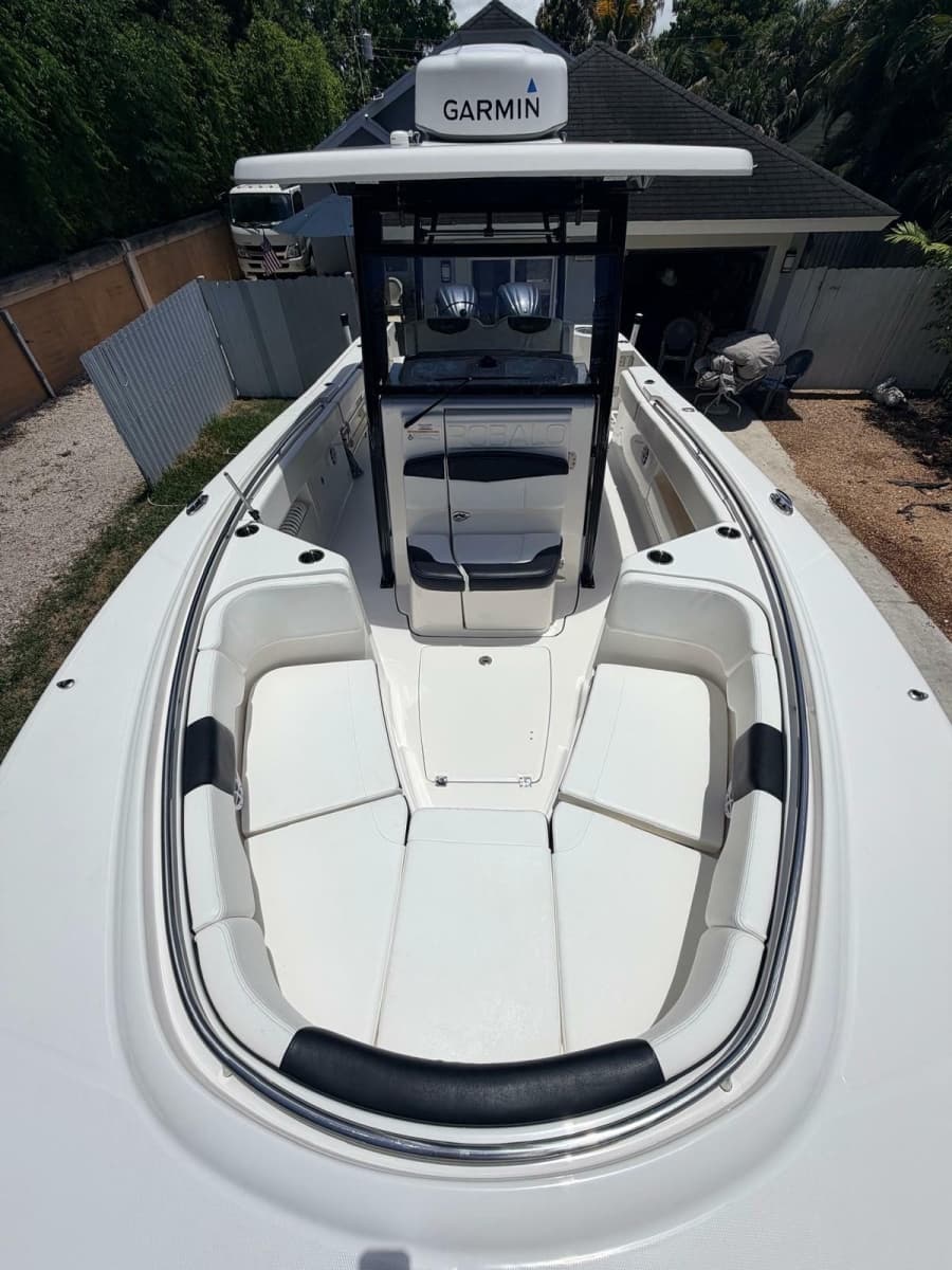 2022 Robalo R302 Center Console - Photo 28