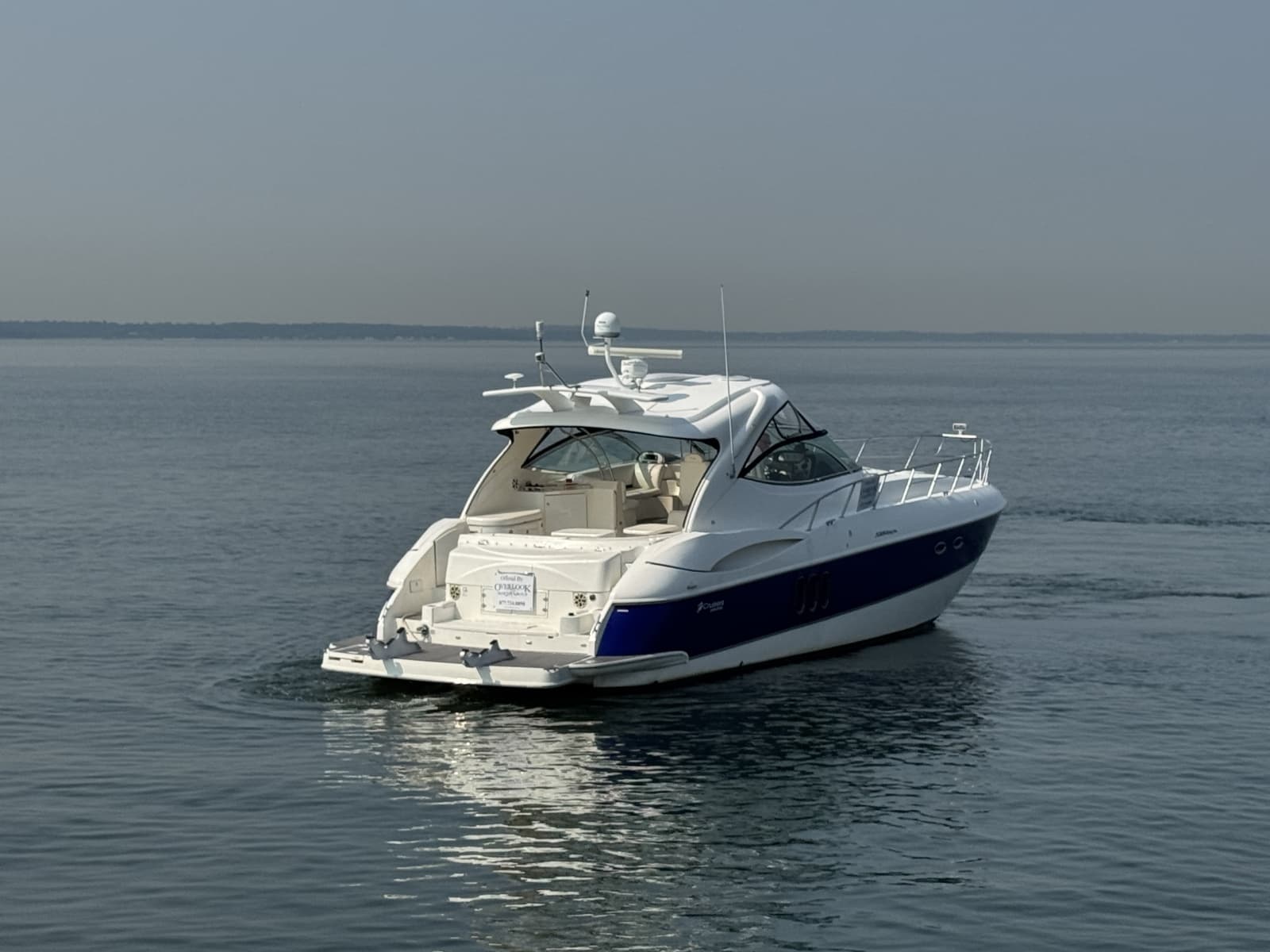 2006 Cruisers Yachts 520 Express - Photo 2