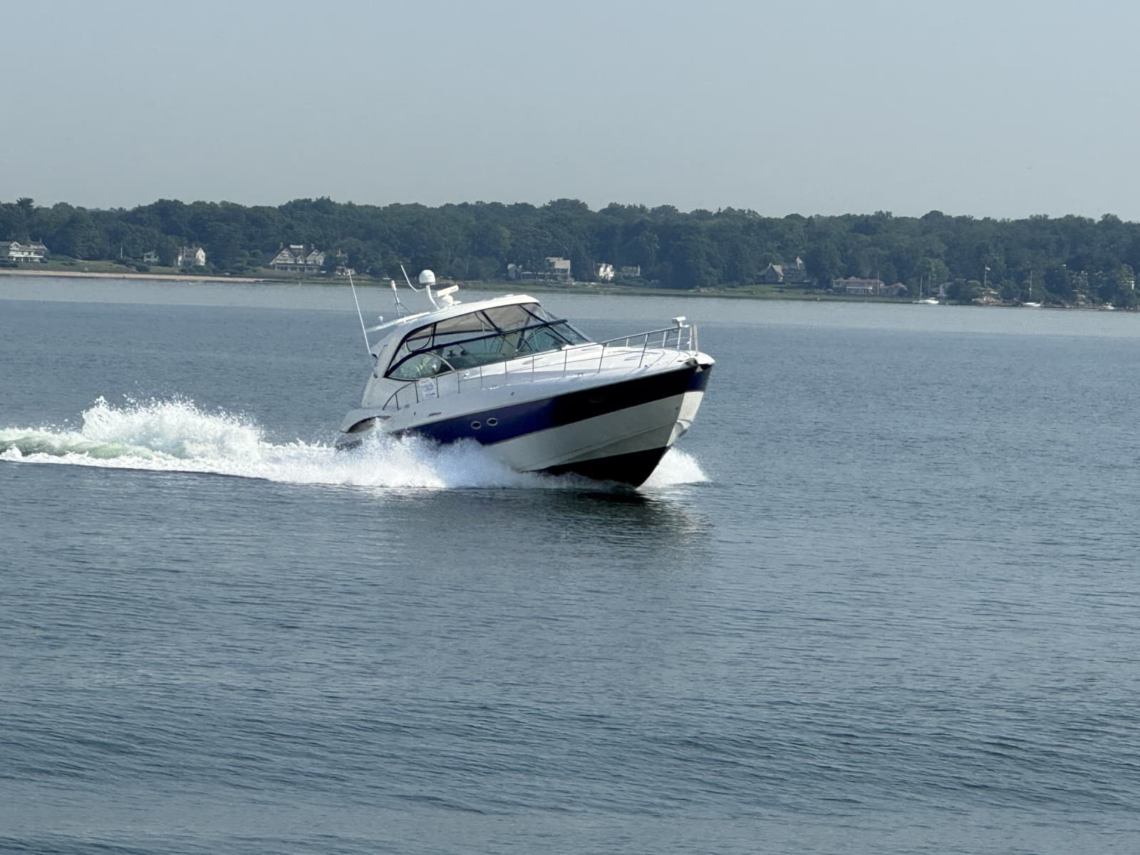 2006 Cruisers Yachts 520 Express - Photo 7