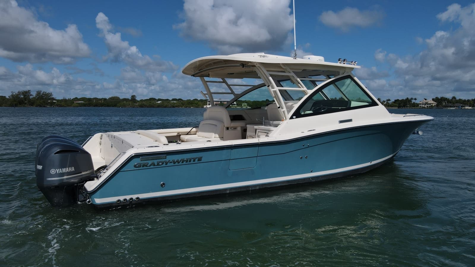 2019 Grady-White Freedom 375 - Photo 2