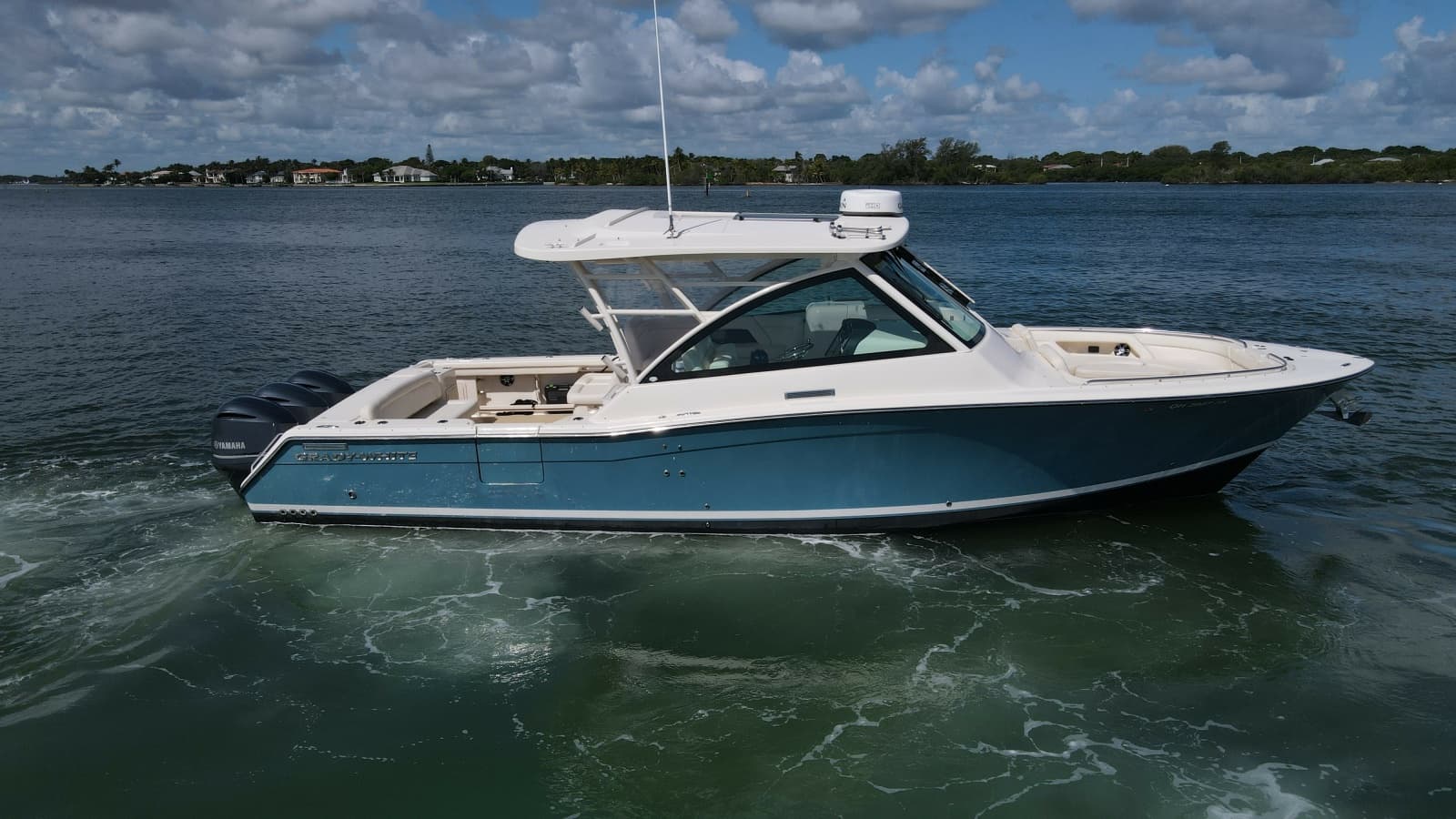 2019 Grady-White Freedom 375 - Photo 1