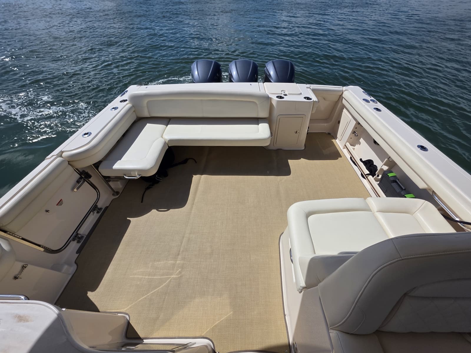 2019 Grady-White Freedom 375 - Photo 9