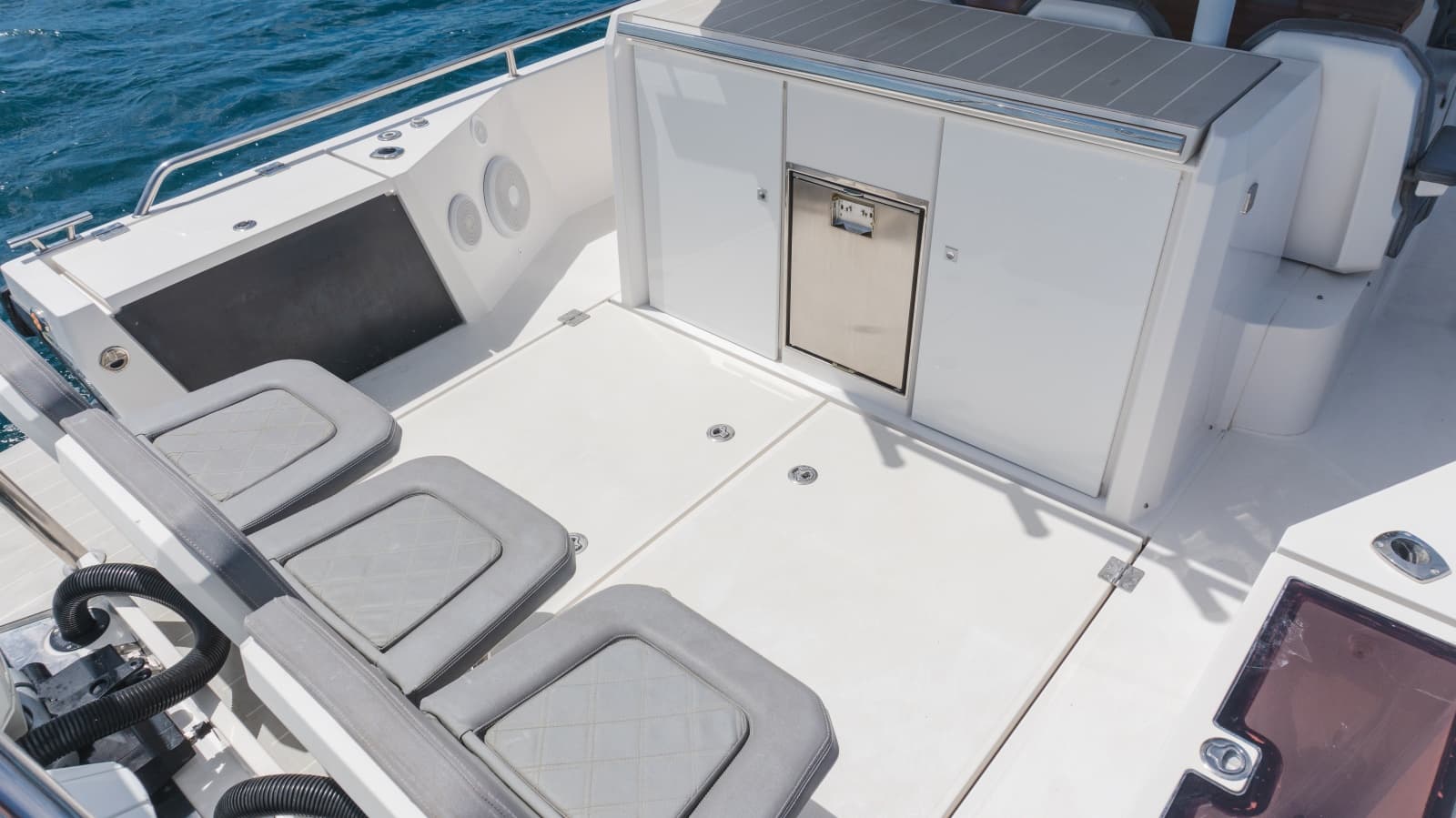2020 Axopar 37 Sun Top - Photo 11