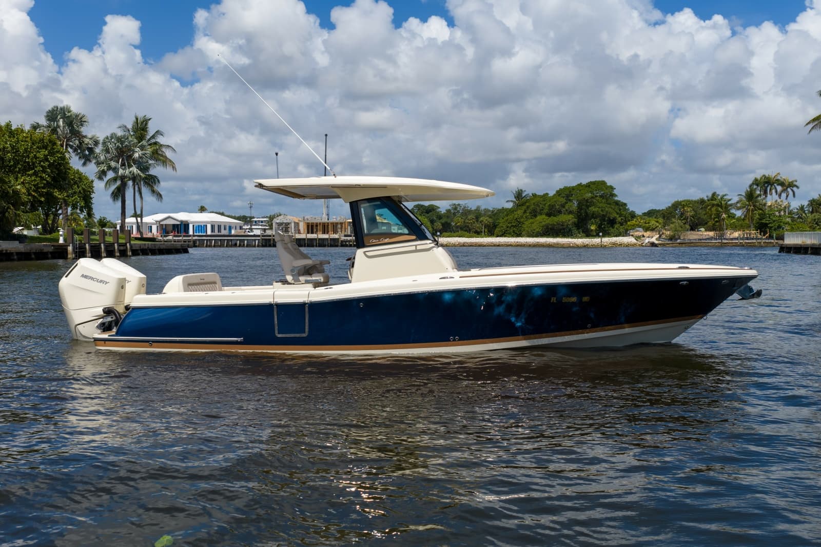 2024 Chris-Craft 30 Catalina - Photo 1