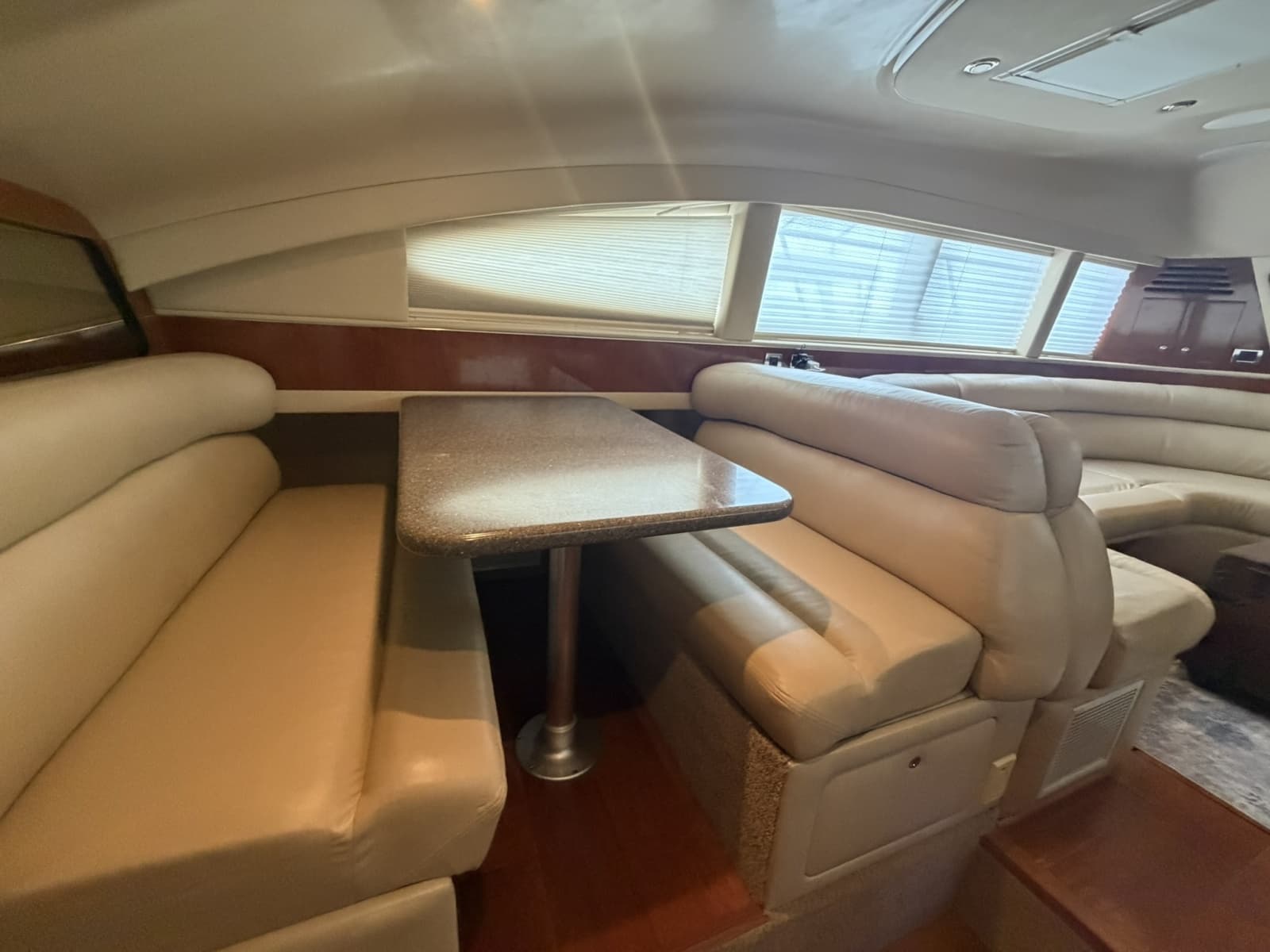 2002 Sea Ray 480 - Photo 10