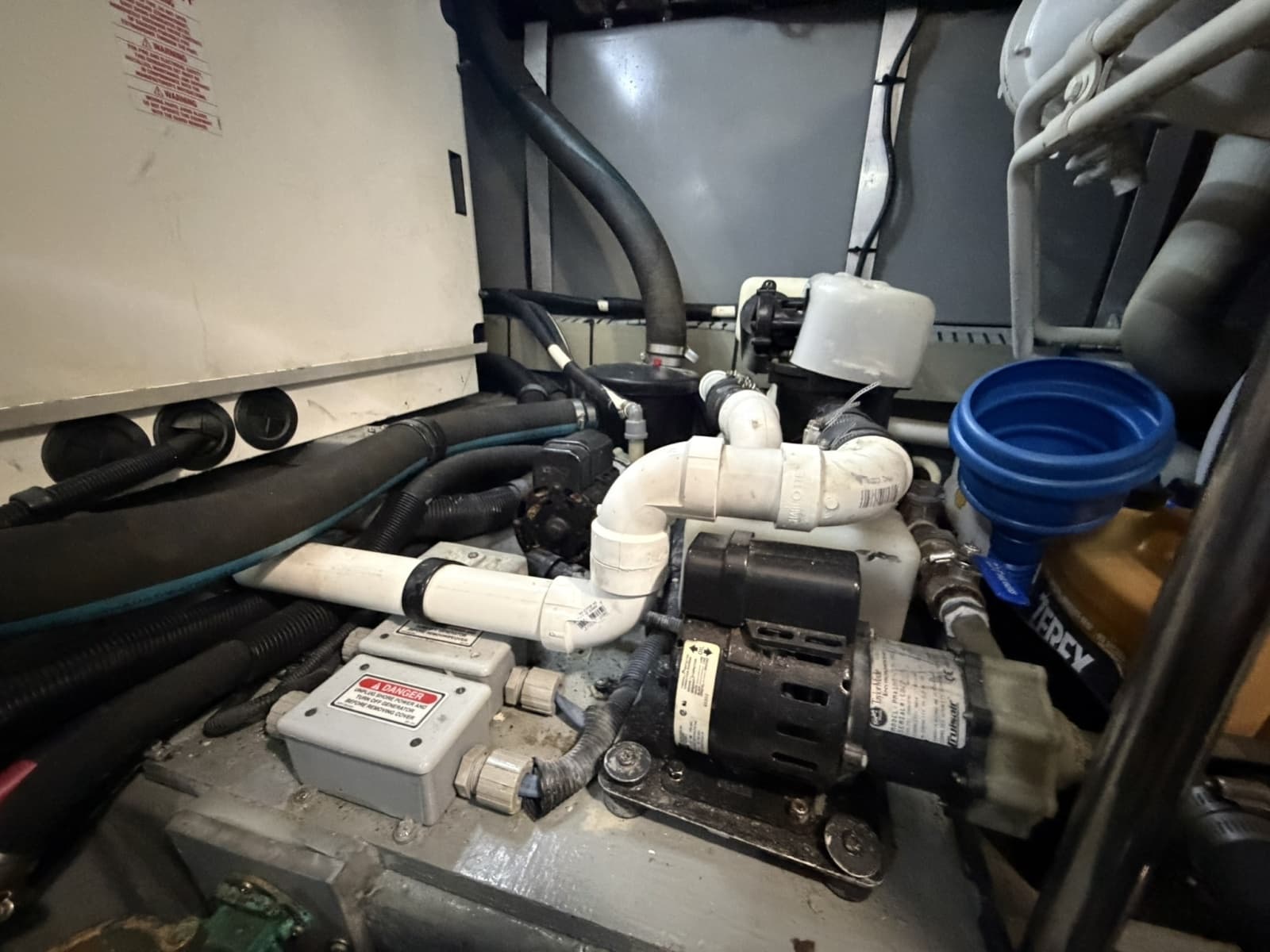 2002 Sea Ray 480 - Photo 65