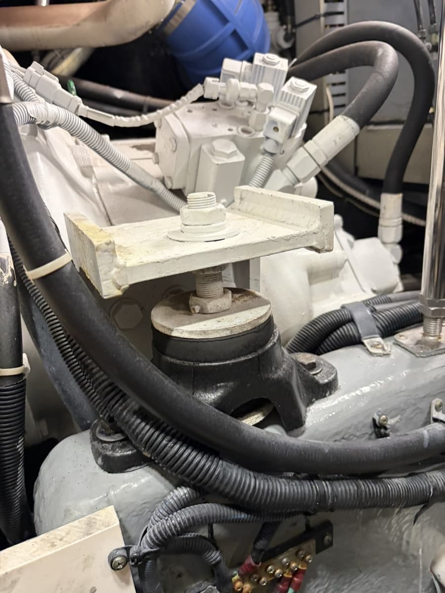 2002 Sea Ray 480 - Photo 73