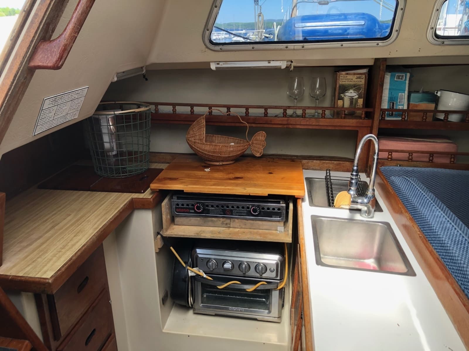 1983 Catalina Catalina 30 - Photo 8