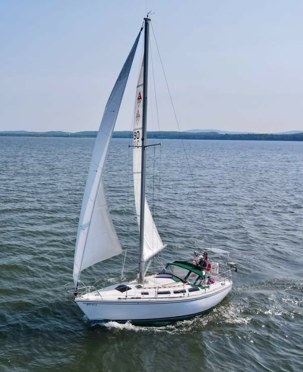 1983 Catalina Catalina 30 - Photo 1