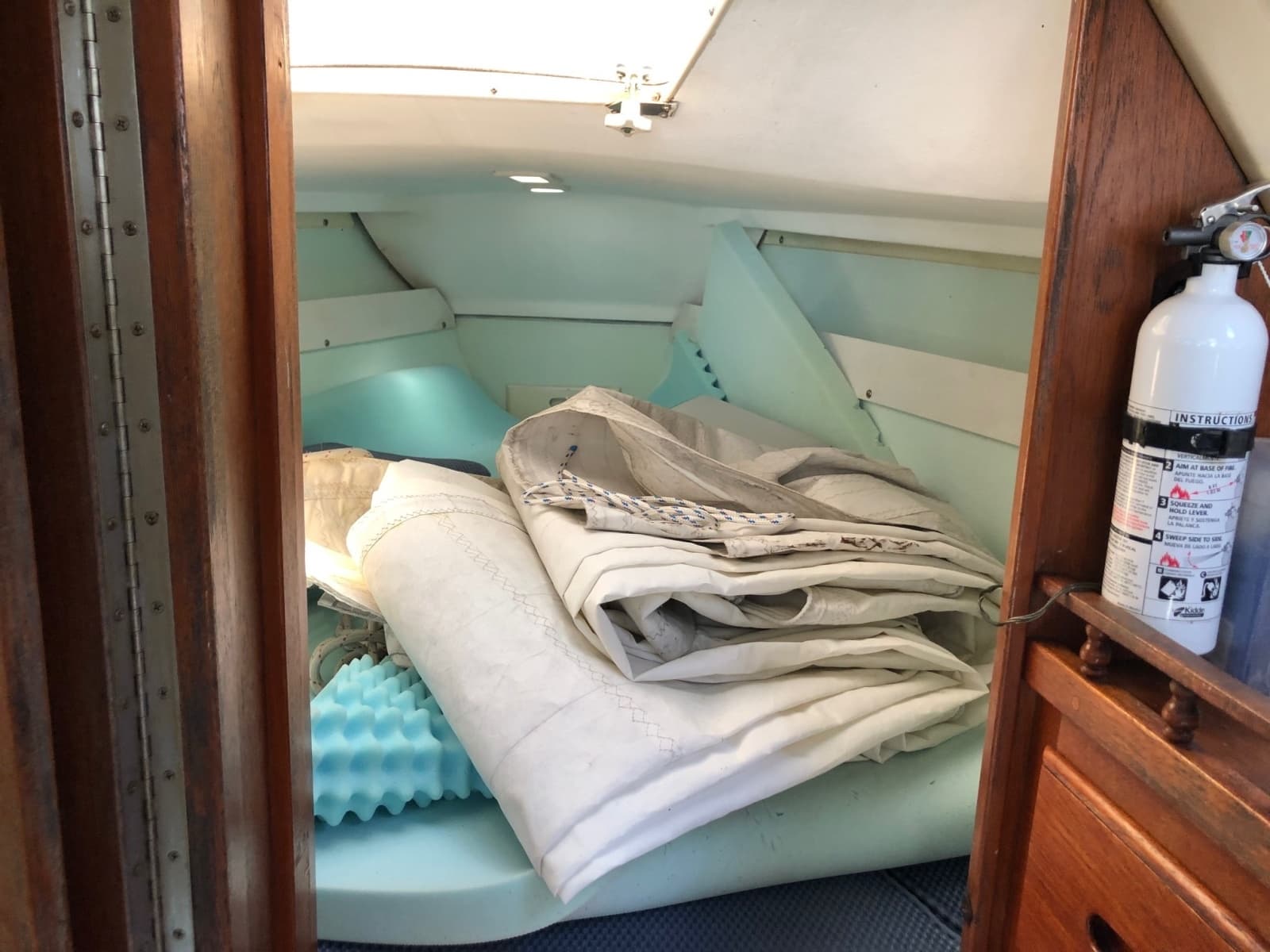 1983 Catalina Catalina 30 - Photo 6