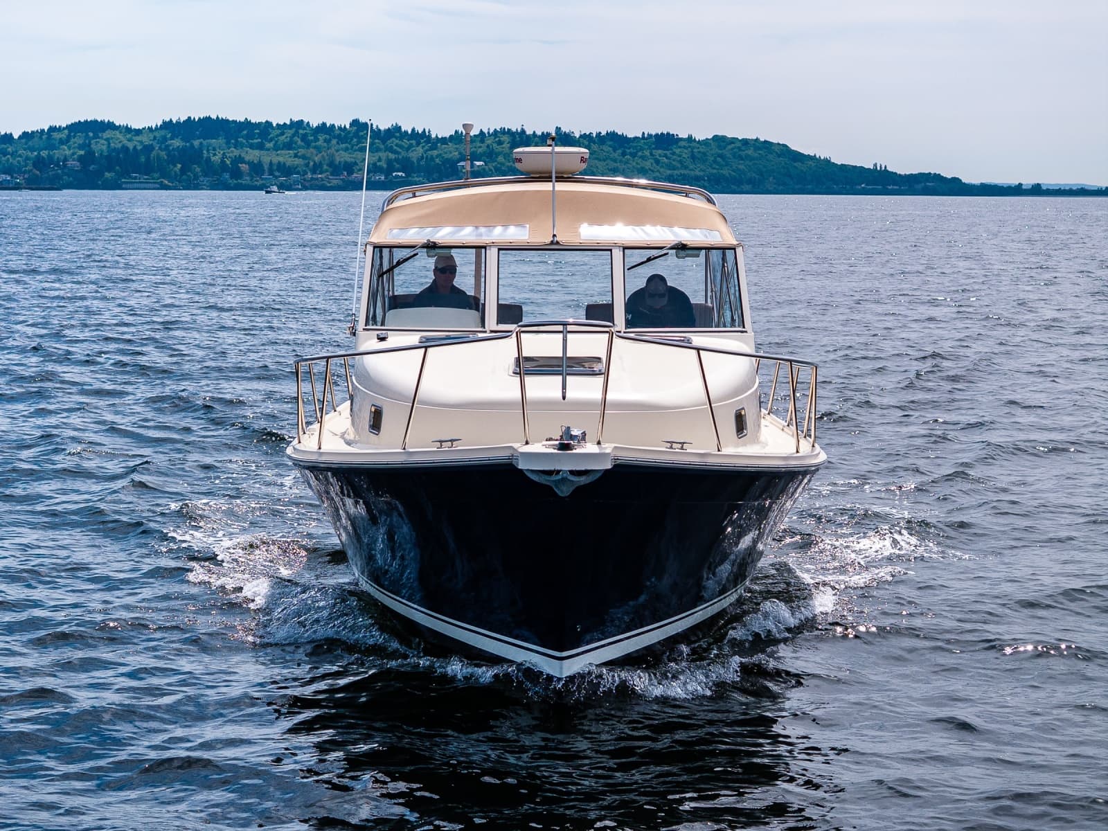 2004 Mainship Pilot 34 - Photo 12