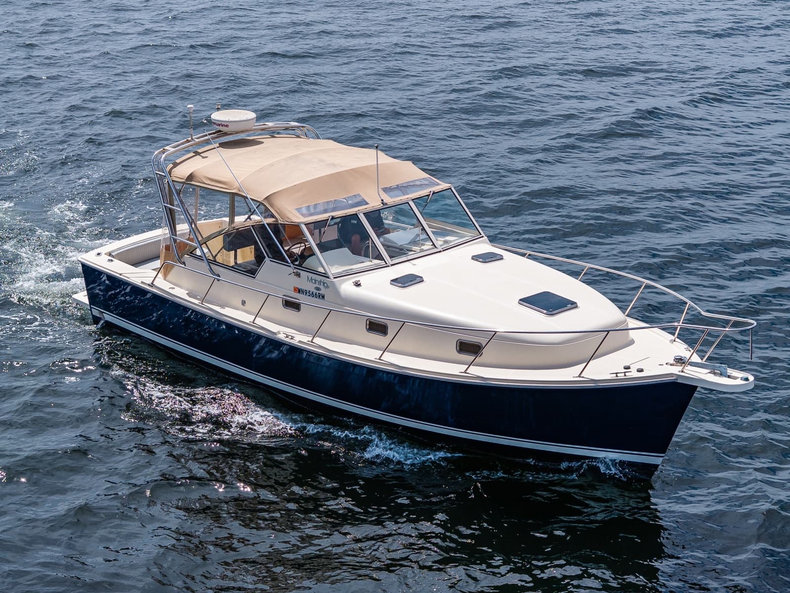 2004 Mainship Pilot 34 - Photo 6