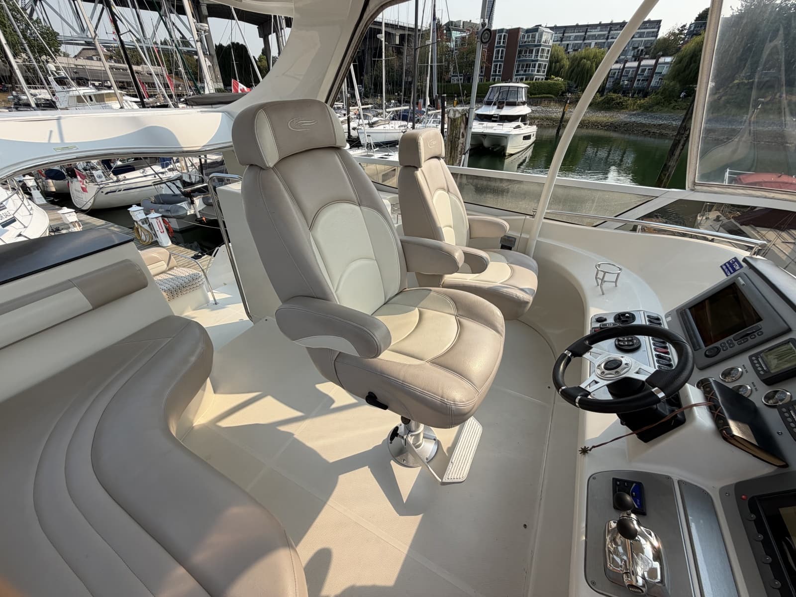 2008 Carver 47MY - Photo 18