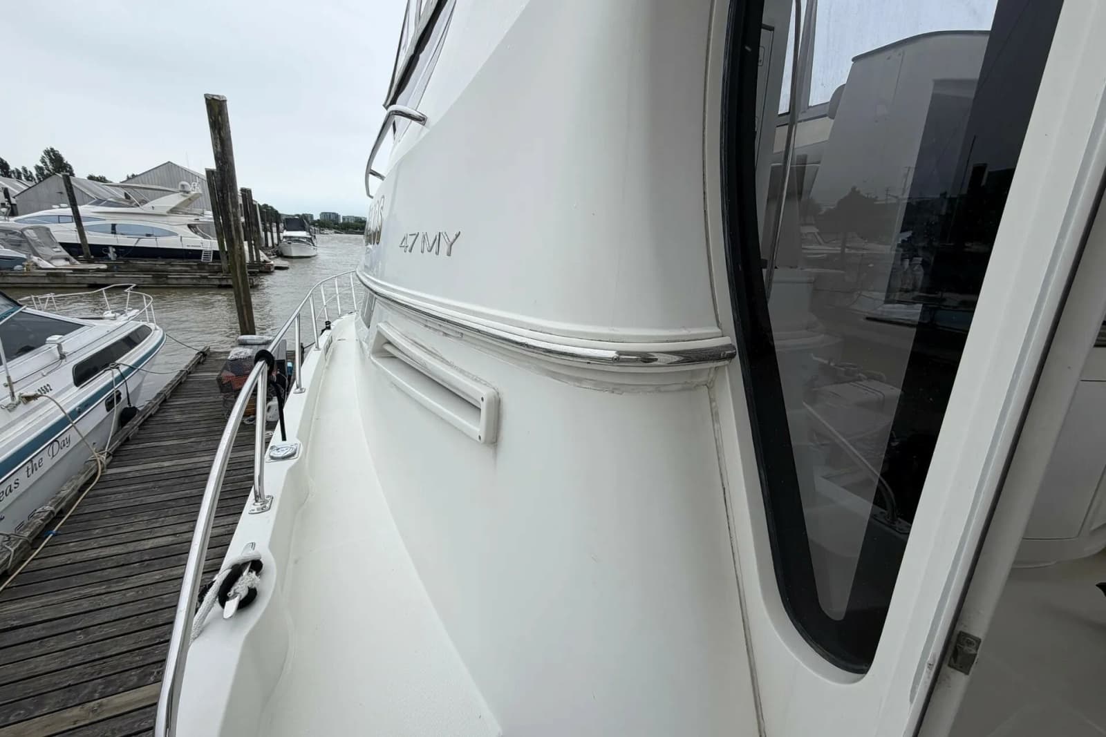2008 Carver 47MY - Photo 6
