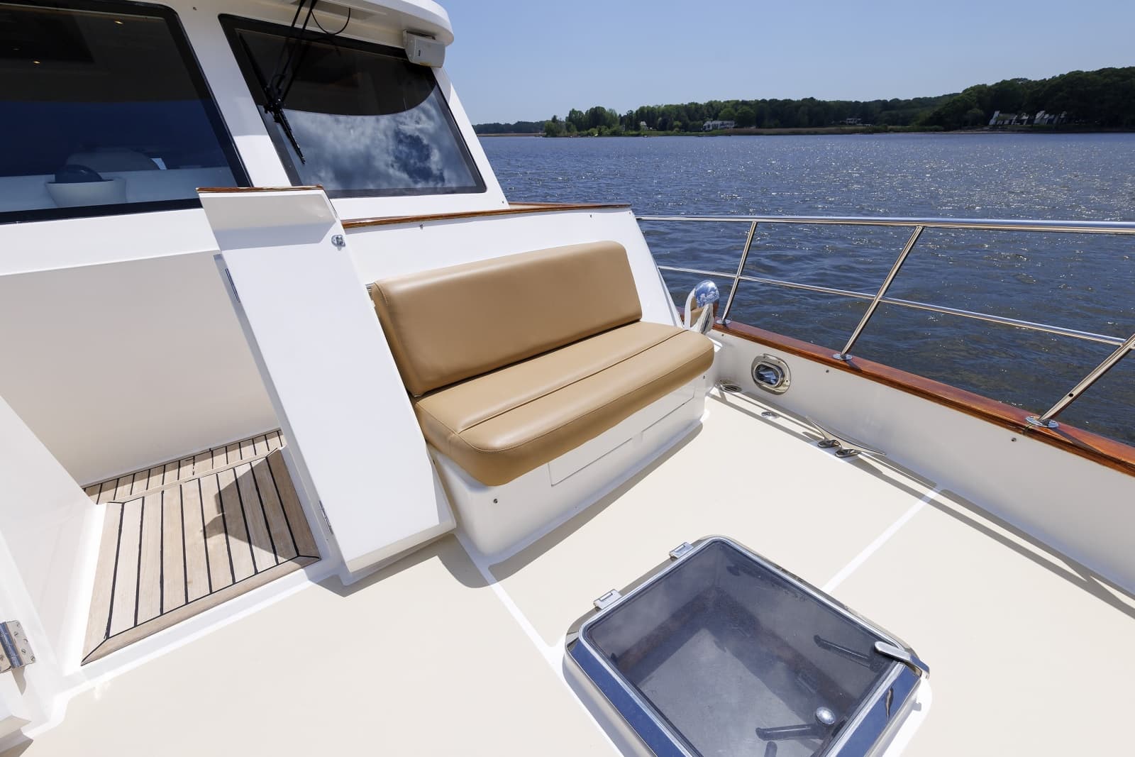 2007 Grand Banks  - Photo 28