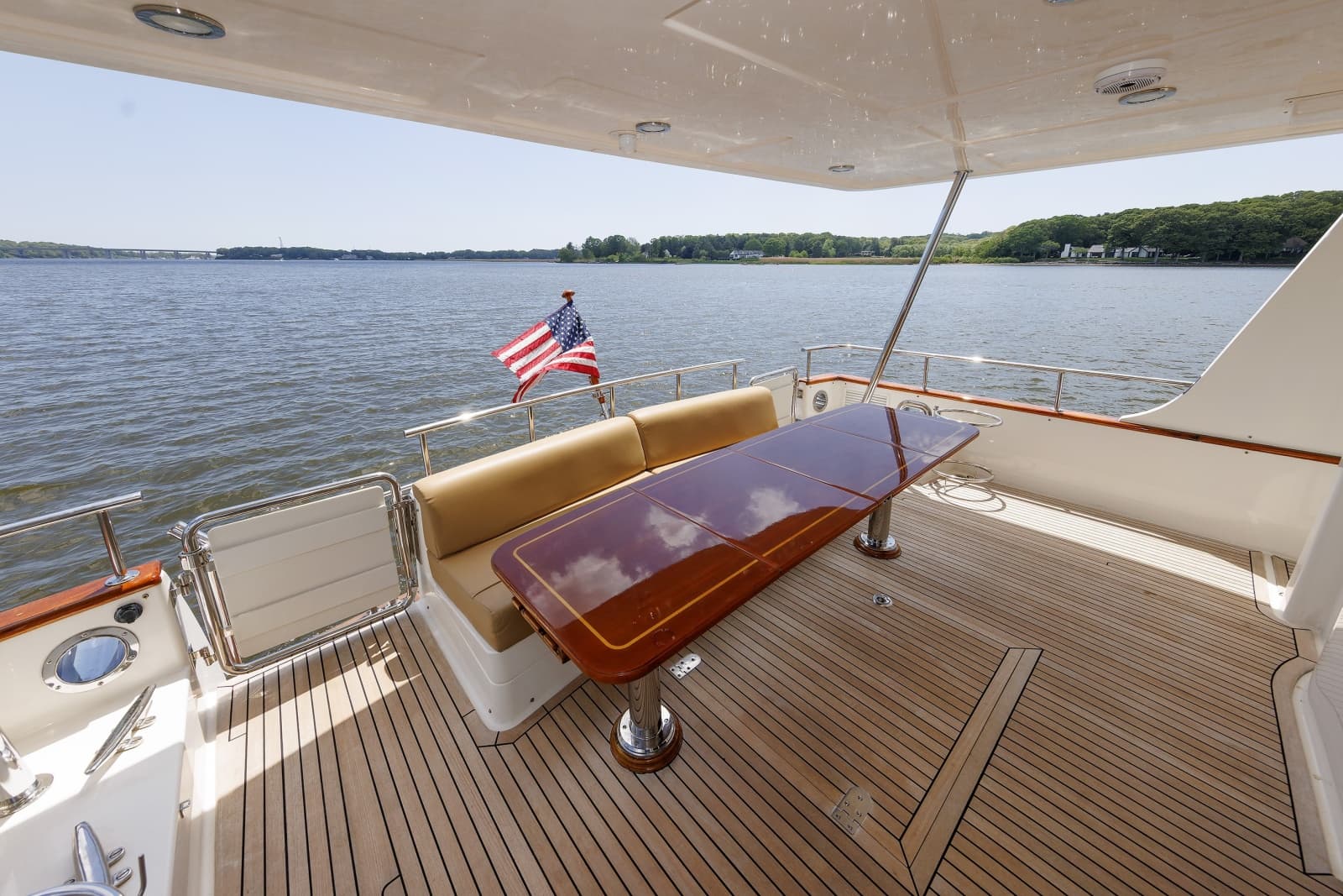 2007 Grand Banks  - Photo 13
