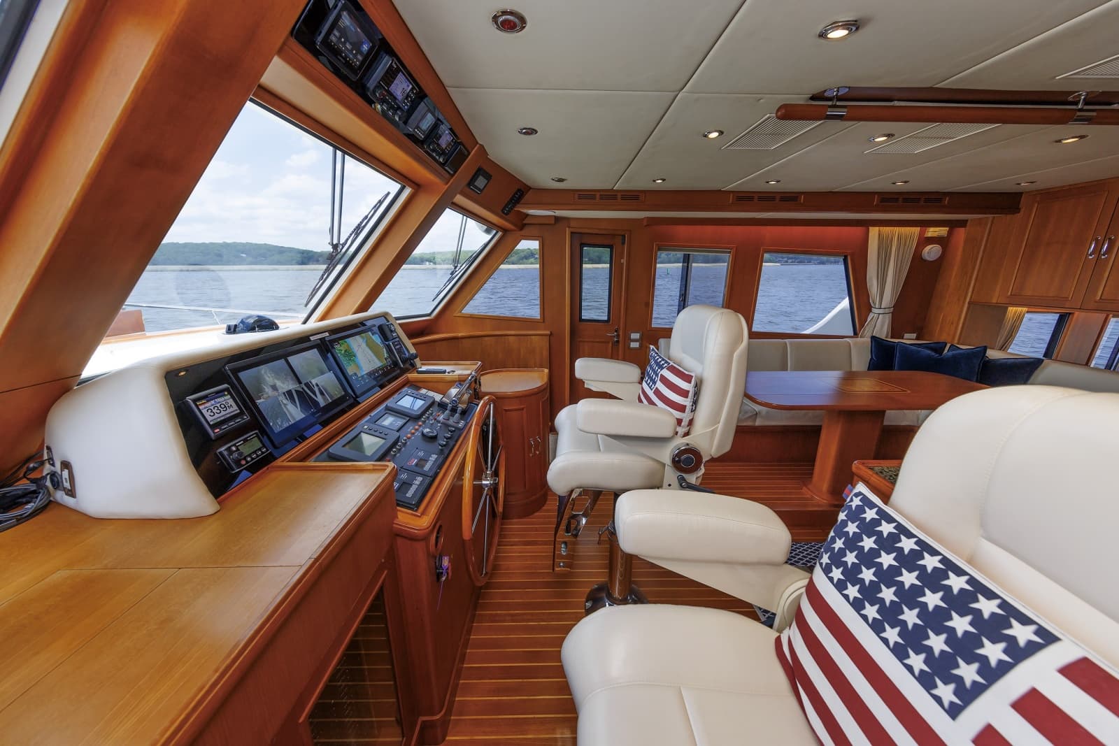 2007 Grand Banks  - Photo 45