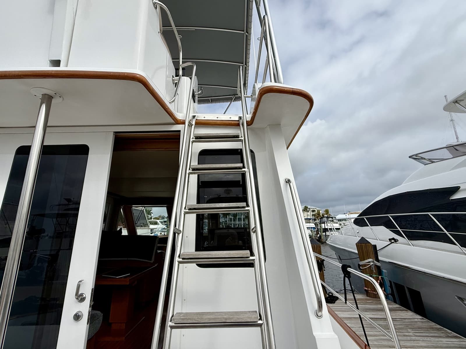 2002 Legacy Yachts 52 - Photo 18