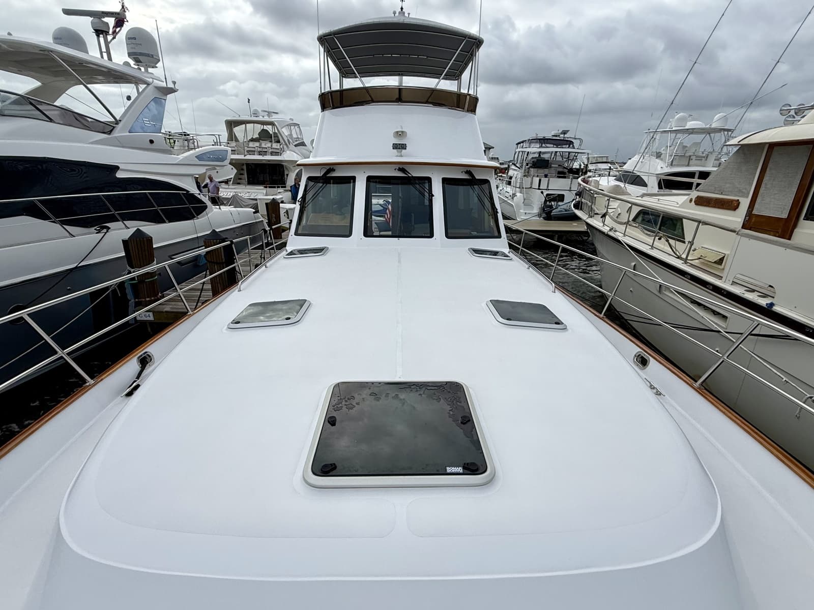 2002 Legacy Yachts 52 - Photo 10