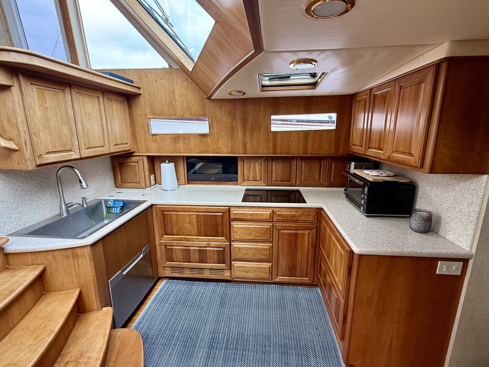 2002 Legacy Yachts 52 - Photo 52