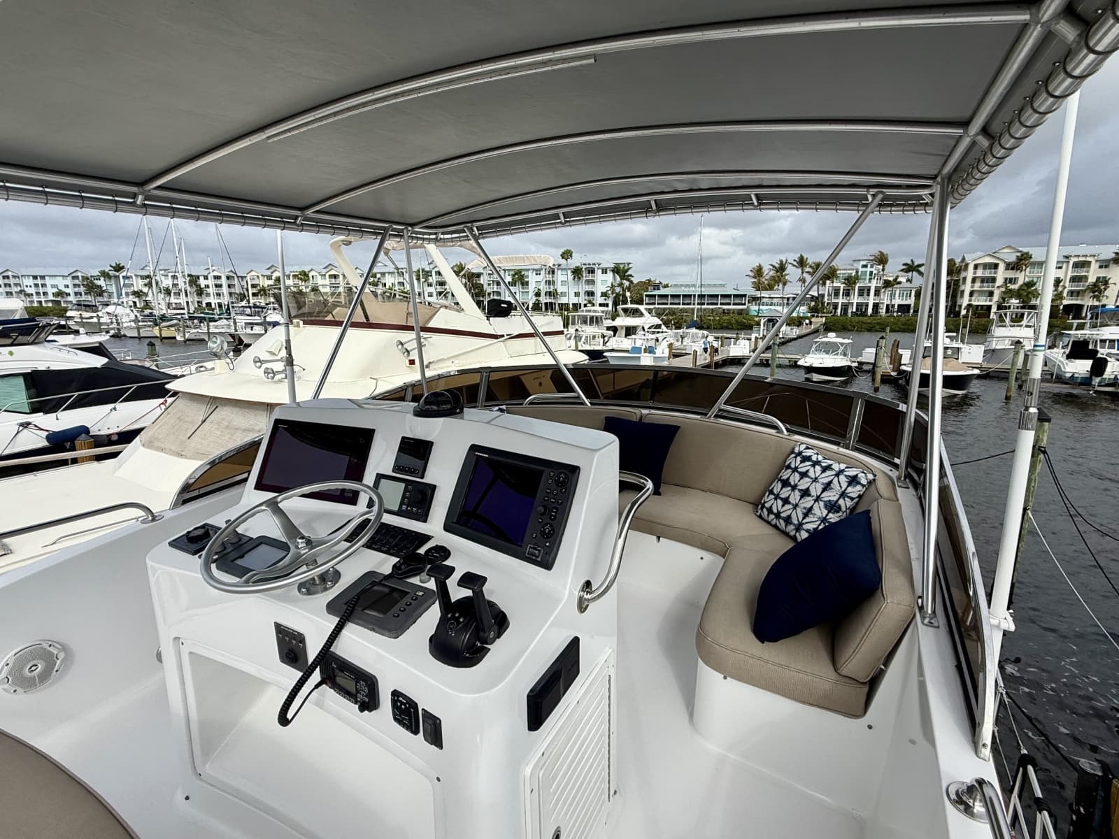 2002 Legacy Yachts 52 - Photo 19
