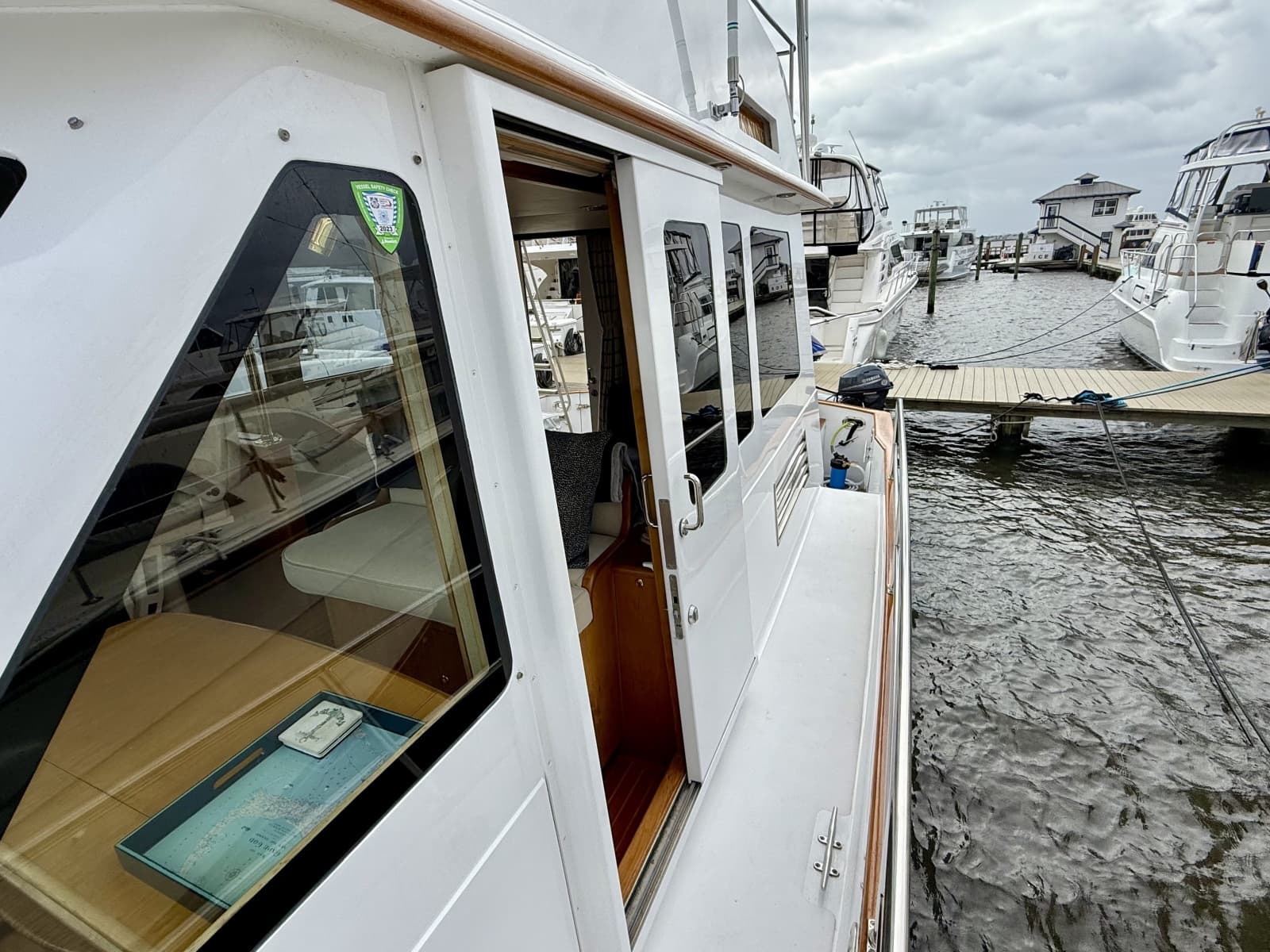 2002 Legacy Yachts 52 - Photo 14