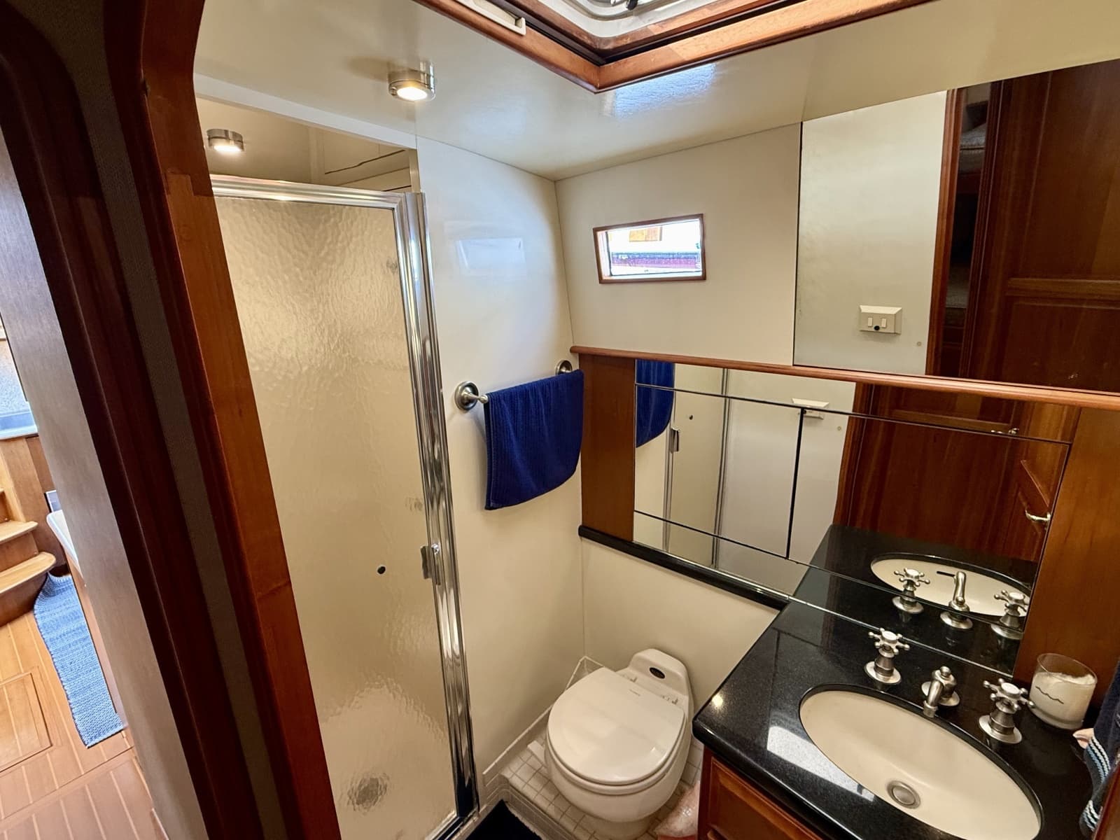 2002 Legacy Yachts 52 - Photo 61