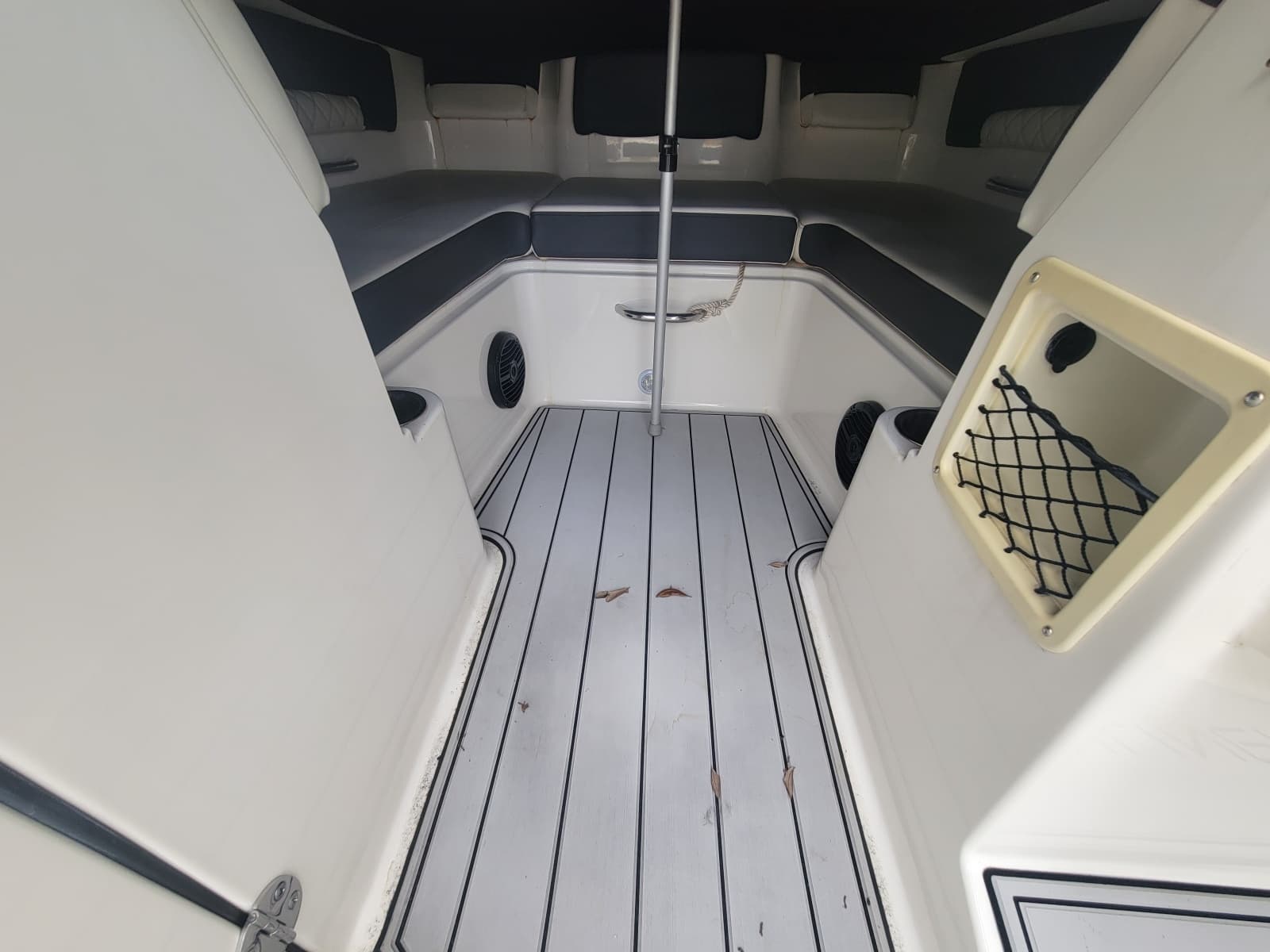 2023 Bayliner DX 2200 - Photo 12
